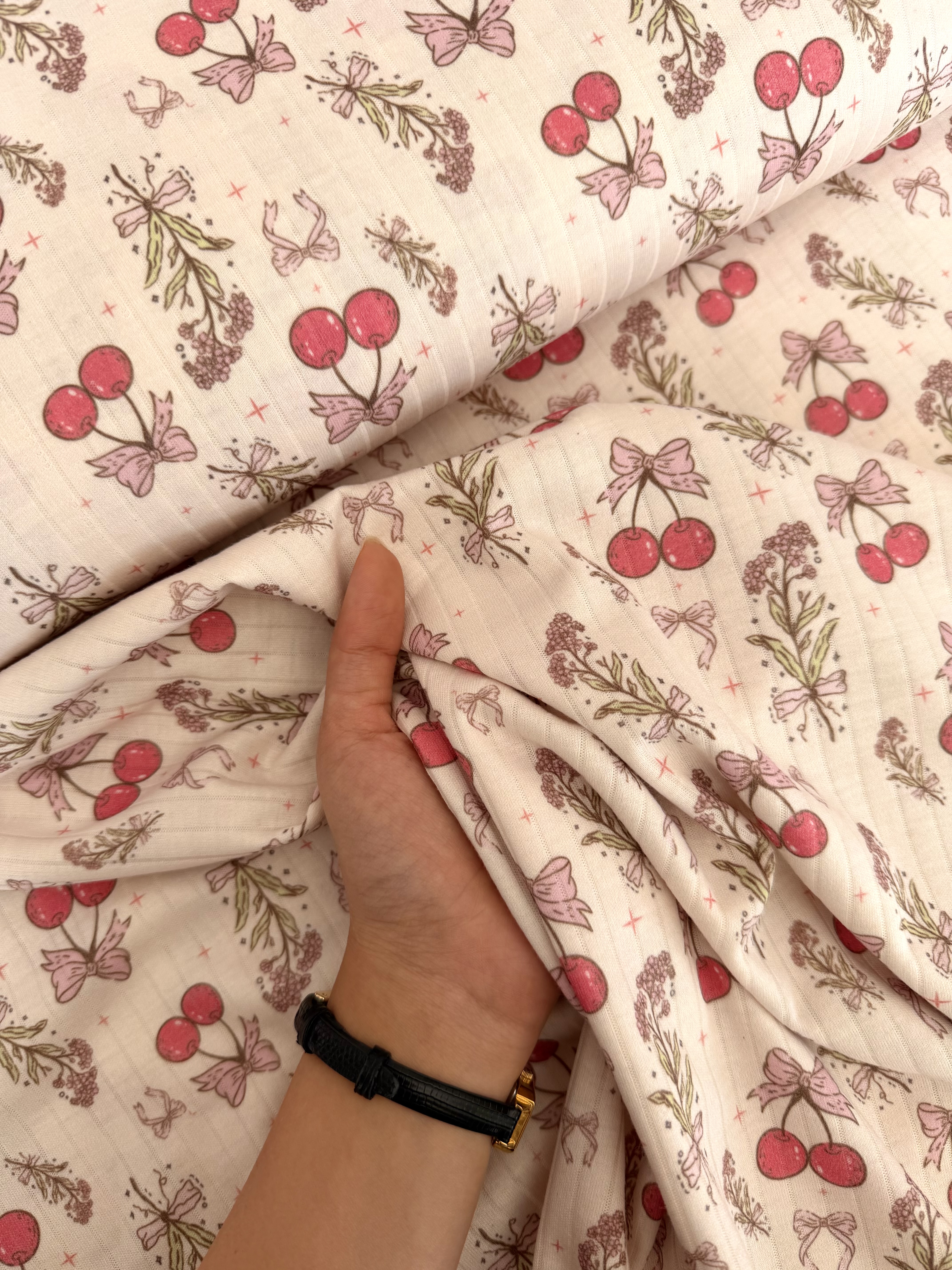 پارچه تریکو میله ای طرح دار